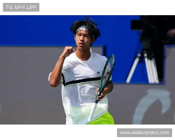 网球小将周意鏖战惜败不敌强劲对手遗憾一轮游上海大师赛首战止步