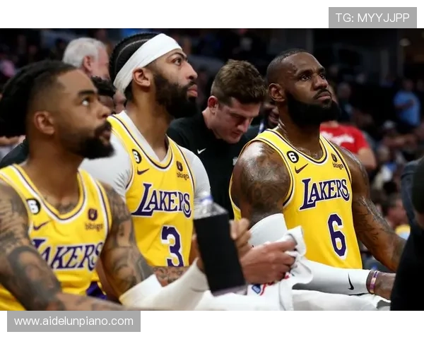 詹姆斯自信满满称新城市第二年必夺冠与浓眉等人畅谈未来目标 詹姆斯自信满满称新城市第二年必夺冠与浓眉等人畅谈未来目标